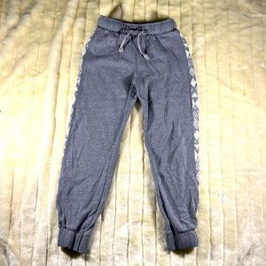 UNIQUE GIRLS SWEATPANTS WITH PRETTY SWEATER LIKE MATERIAL ALONG SIDES, SIZE XL